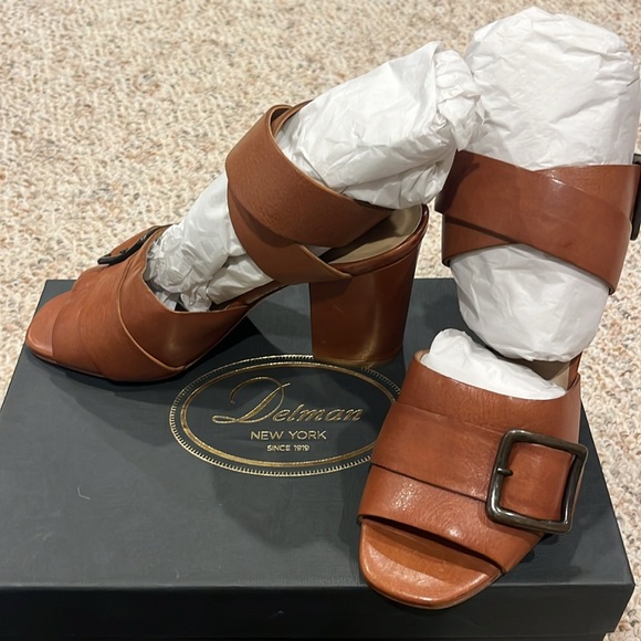 NWT Delman Carly Sandals! 👡 - Picture 4 of 10